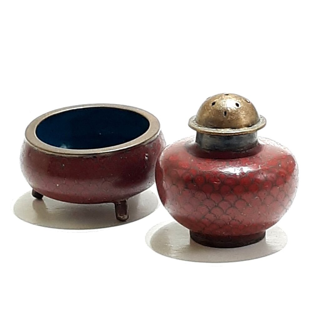 Chinese Cloisonne Open Salt & Pepper Vintage Enamel Brass Scale Design Red
